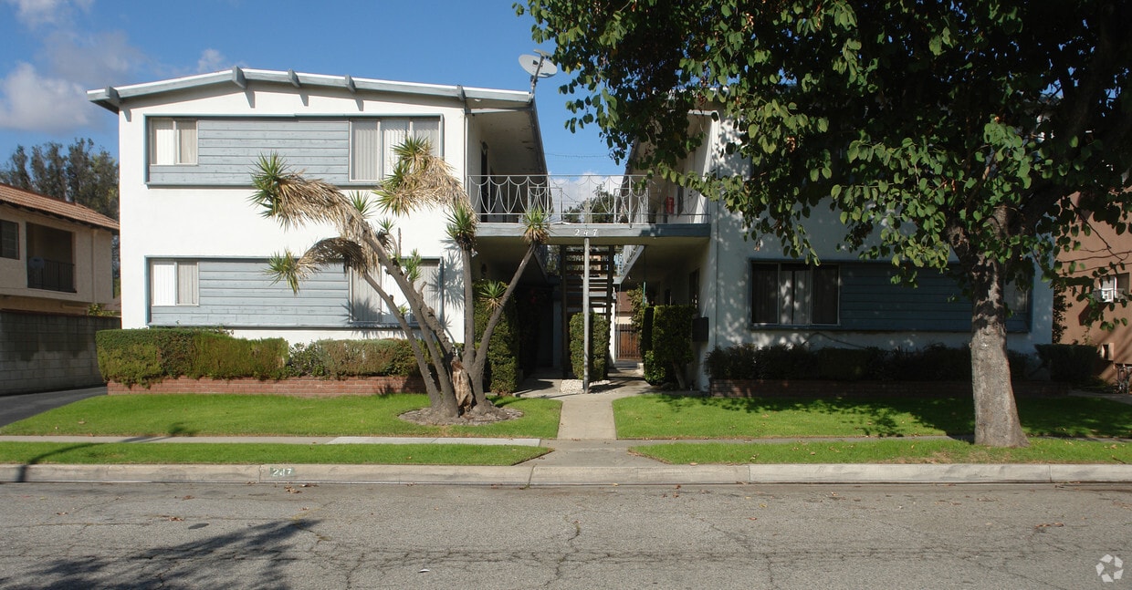 Building Photo - 247 E Navilla Pl