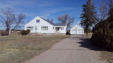 Building Photo - 4204 Charles St