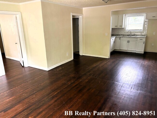 Foto del edificio - 308 S Urbana Ave