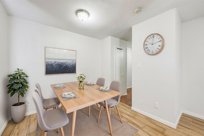 Foto del edificio - 1905 S Cooper St