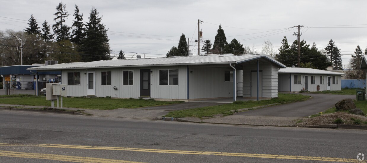 Building Photo - 111-125 SE 98th Ave