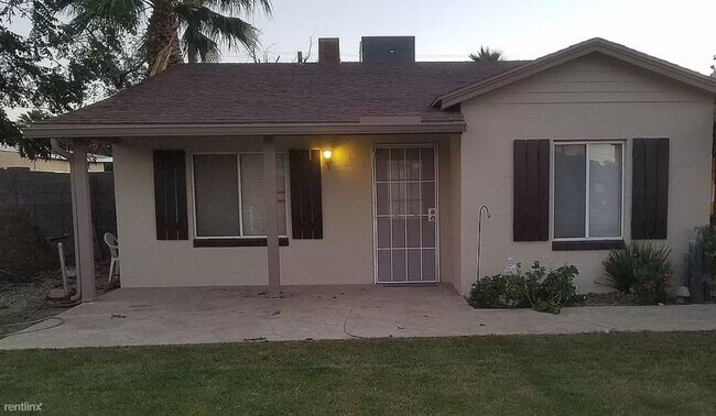 Building Photo - 3 br, 2 bath House - 2141 East Sheridan St...