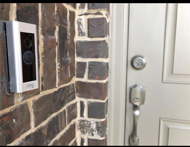 Foto del edificio - 4002 Bighorn Dr