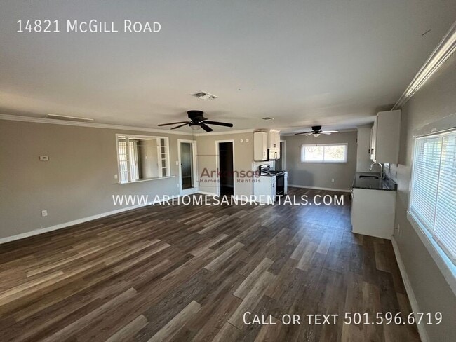 Foto del edificio - 14821 McGill Rd