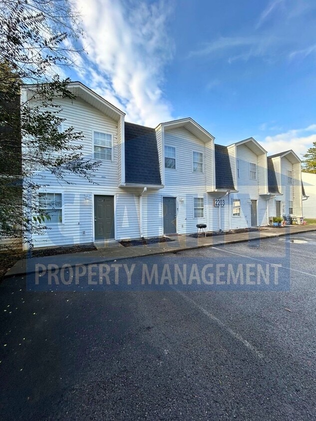 Foto principal - 2203 Old Harrison Pike NW