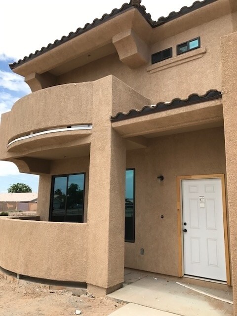 Building Photo - El Dorado 2 - 3 Bedroom 2 1/2 Bath Condo