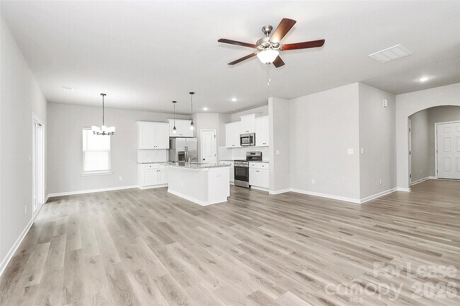 Building Photo - 8208 Stonemere Ln