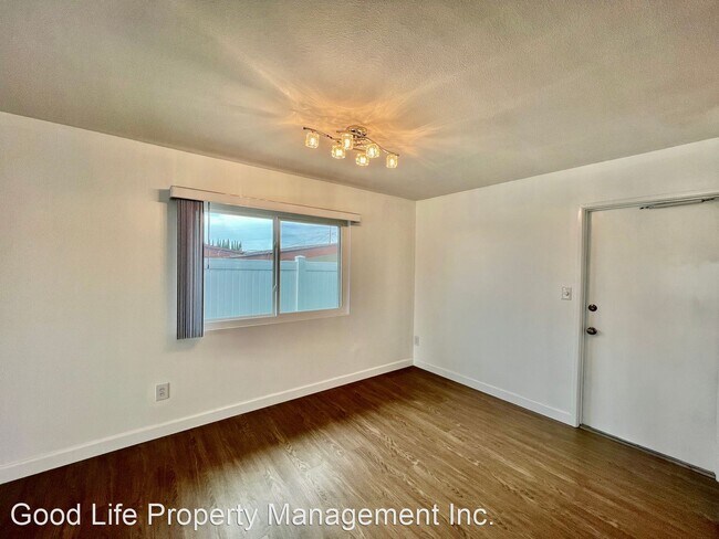 Building Photo - 3 br, 2 bath House - 8765 Lake Ashmere Dr
