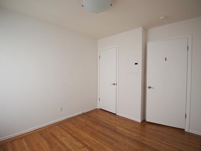 Building Photo - 32 Flint St