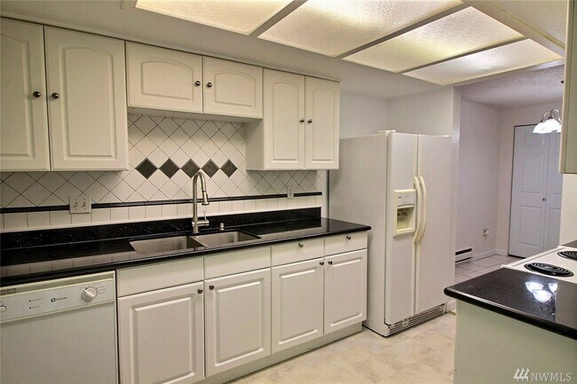 Foto del edificio - 17534 151st Ave SE