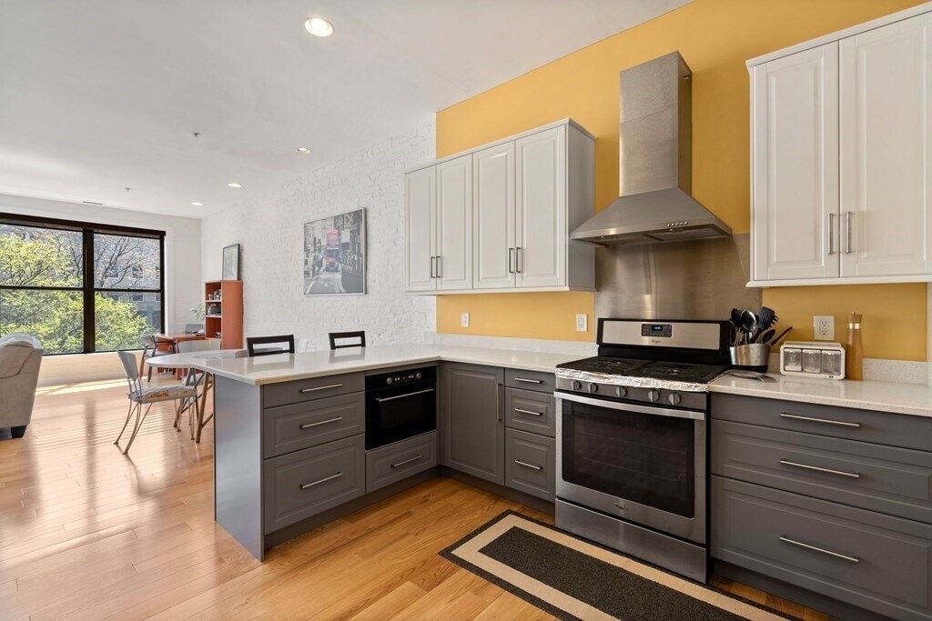 7 Hudson St Unit 3S, Boston, MA 02111 7 Hudson St Boston, MA