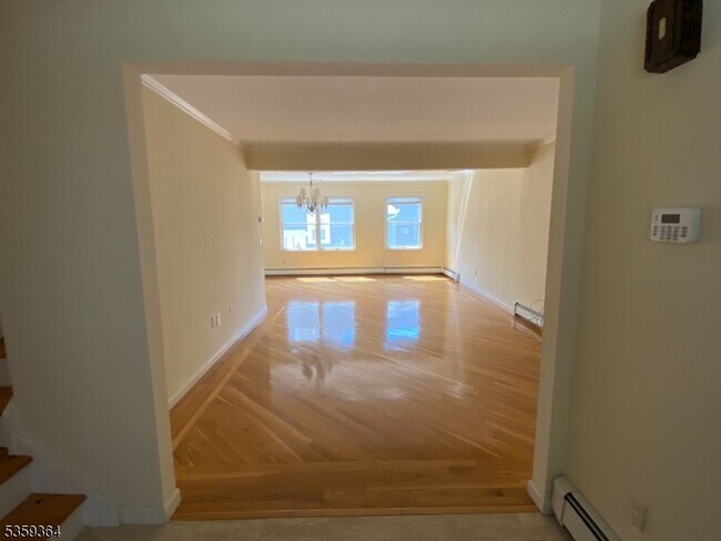 Foto del edificio - 607 Grove St