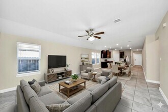 Building Photo - 24654 Greenwood Bay Dr