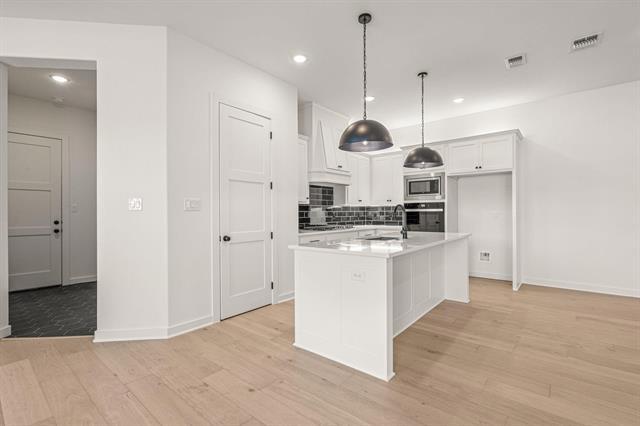 Foto del edificio - 177 Hulen Cir