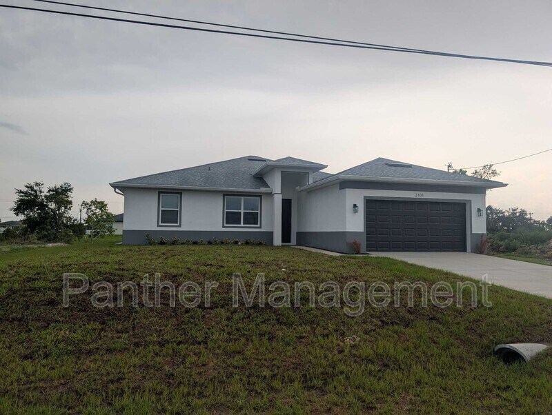 Foto principal - 2101 NW 7th Ave