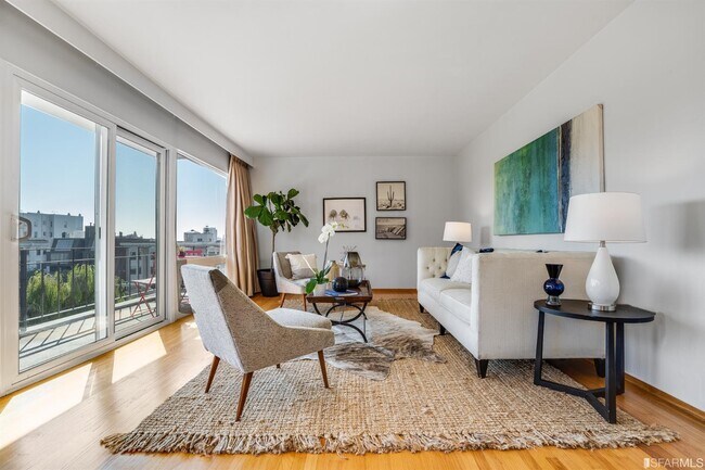 Foto del edificio - 2121 Laguna St