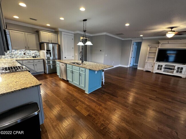 Foto del edificio - 704 Breakfast Point Blvd