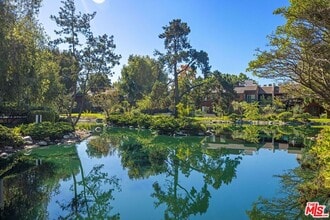 Building Photo - 3101 Summertime Ln