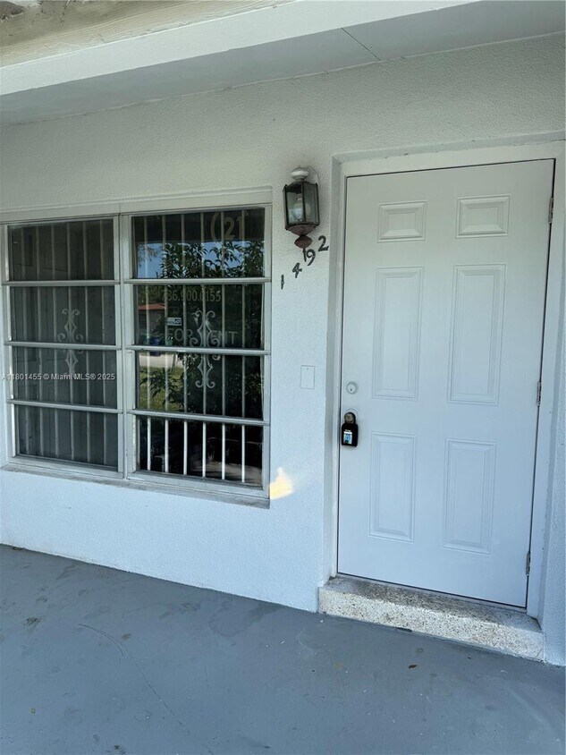 Foto principal - 1492 NE 118th Terrace