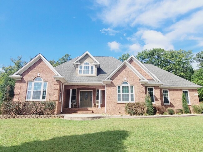 Photo - Beautiful Brick Ranch in Campbell County House