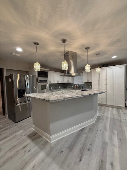 Building Photo - 4406 Mallard Dr