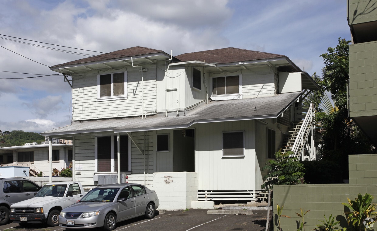 Building Photo - 1226 Kinau St