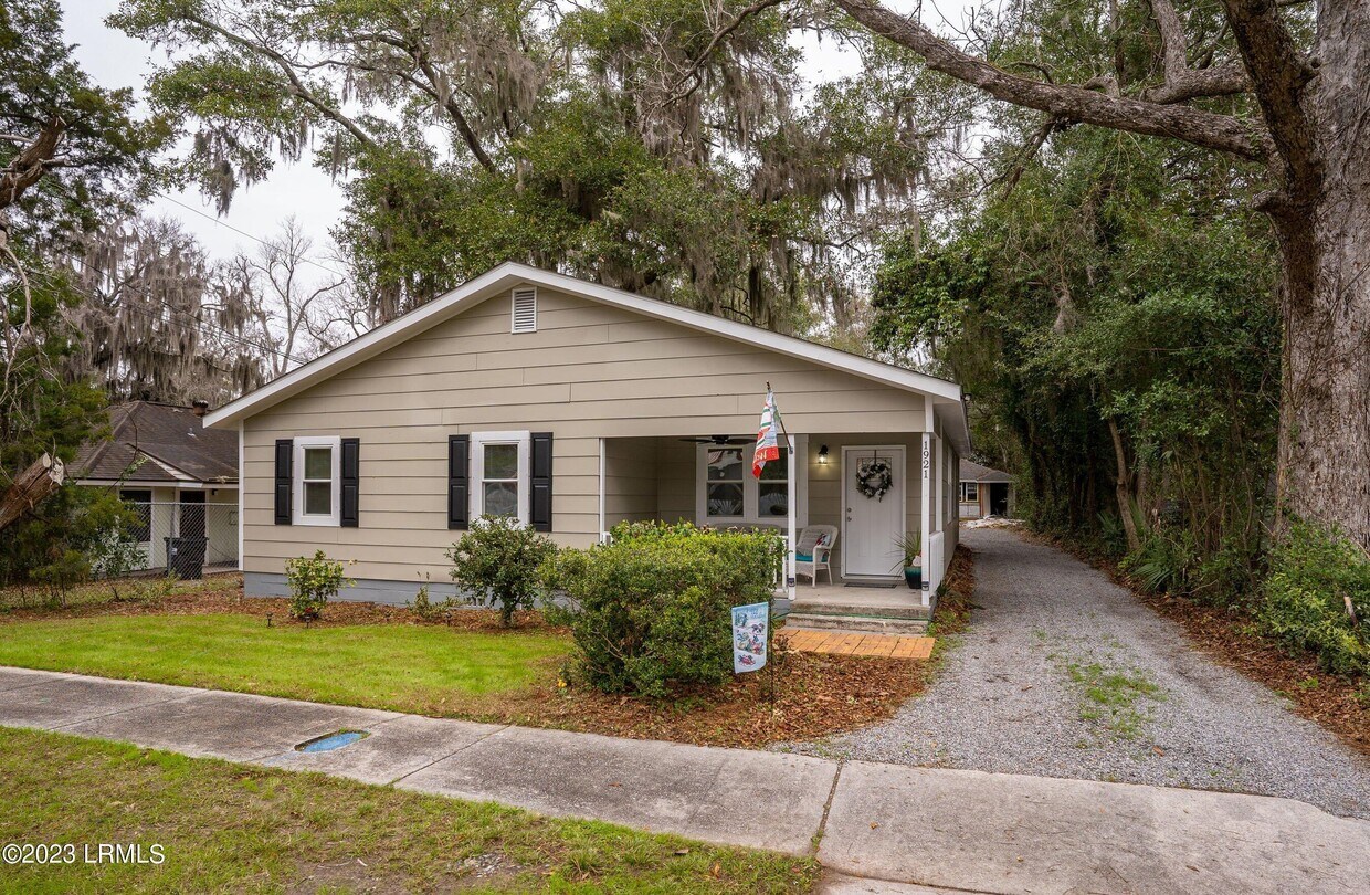 1921 Duke St, Beaufort, SC 29902 House Rental in Beaufort, SC