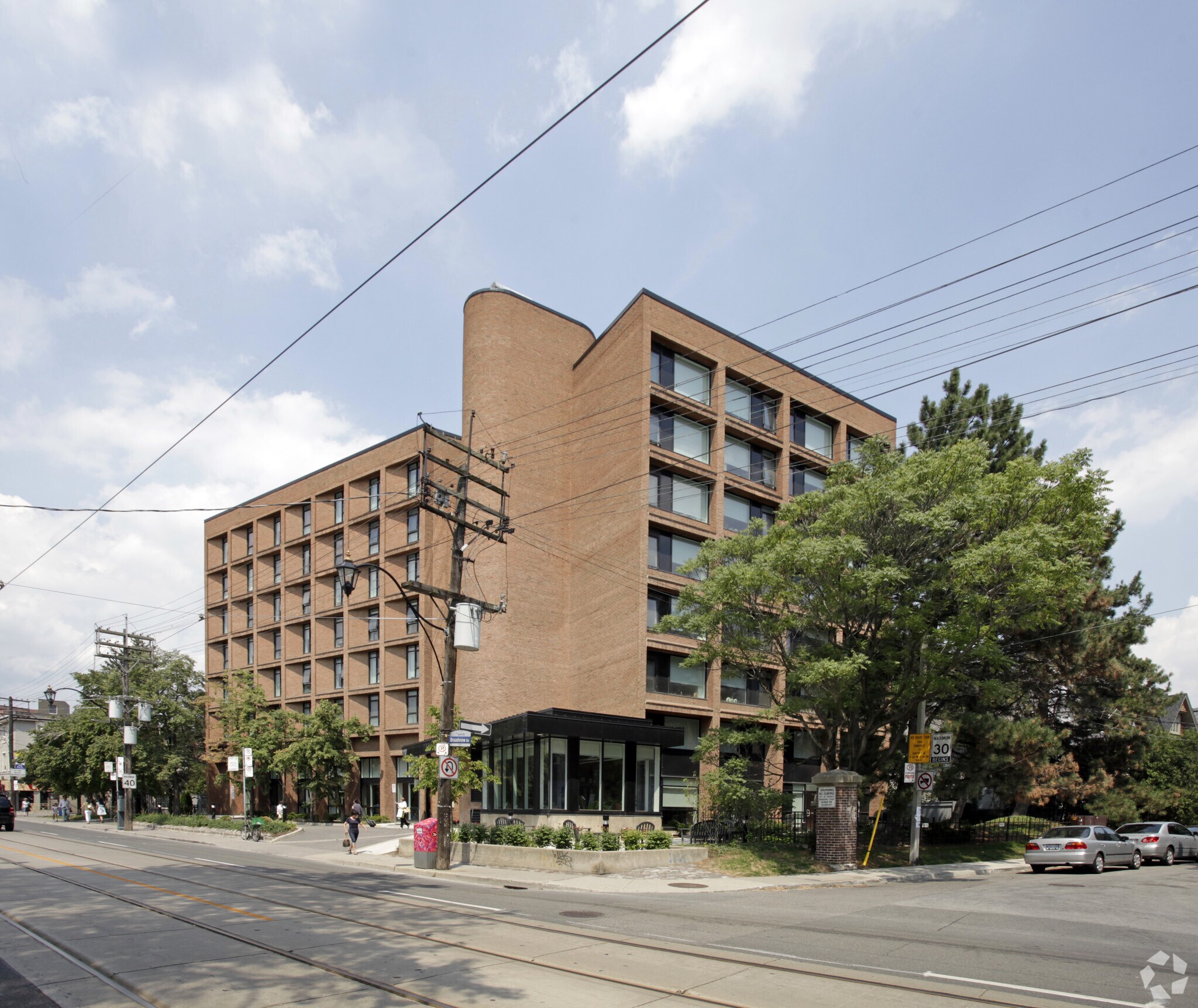 717 Broadview Ave, Toronto, ON M4K 3J9 Apartments - 717 Broadview Ave ...