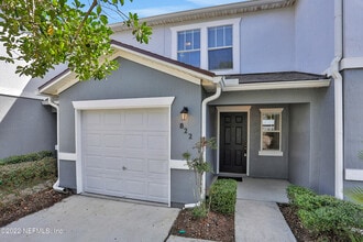 Building Photo - 822 Black Cherry Dr S