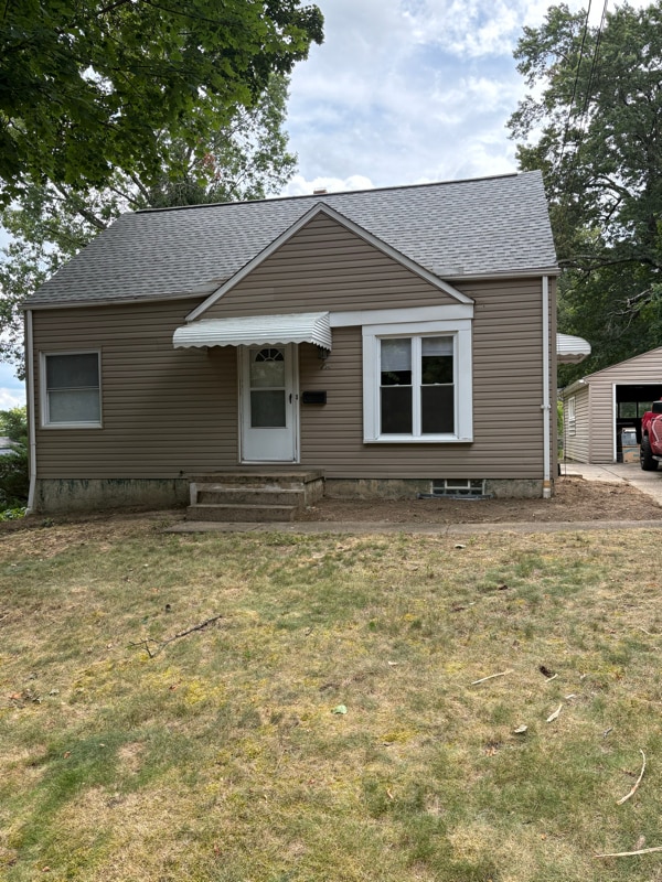 Building Photo - 250 Edgerton Rd