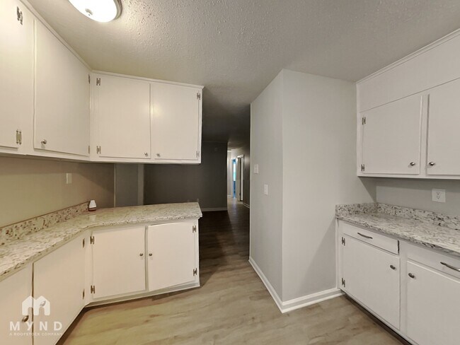 Building Photo - 3775 Emerson Ave