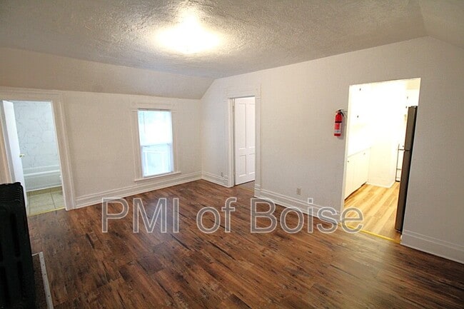 Building Photo - 309 E Bannock St