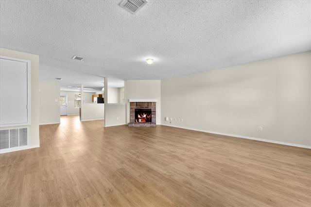 Building Photo - 2633 Salt Maker Way