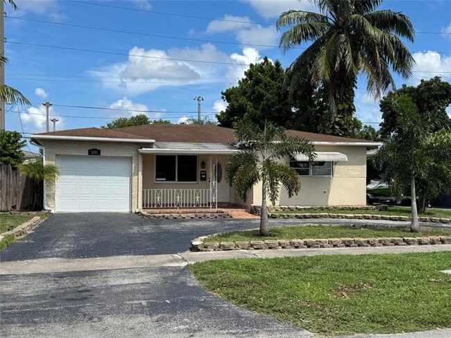 Foto del edificio - 1401 N 31st Rd