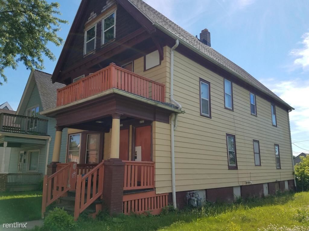 Foto principal - 3 br, 1 bath Apartment - 2737 N 1st Street