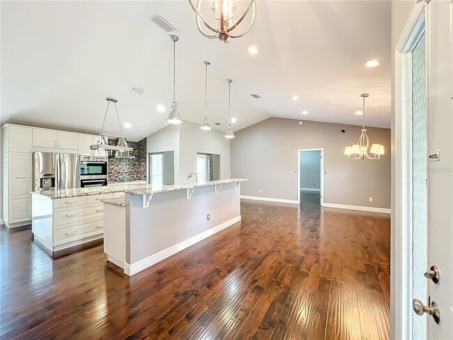 Building Photo - 9134 Sabal Palm Cir