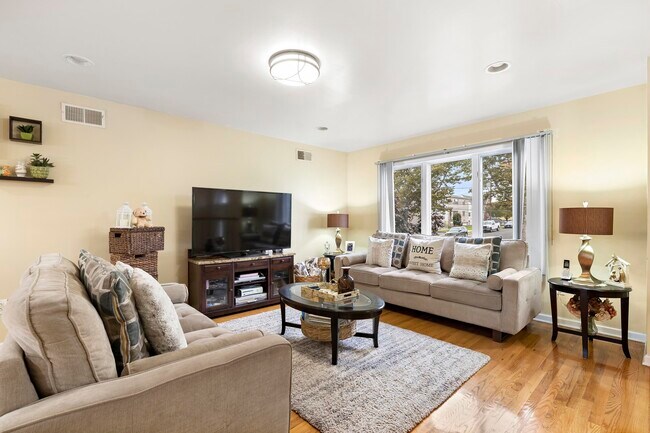 Foto del edificio - 101 Moller St