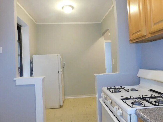 Foto del edificio - 253 E 181st St