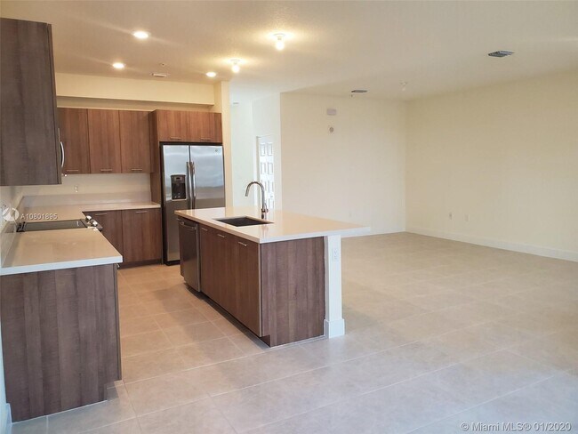 Building Photo - 4670 NW 84th Ave