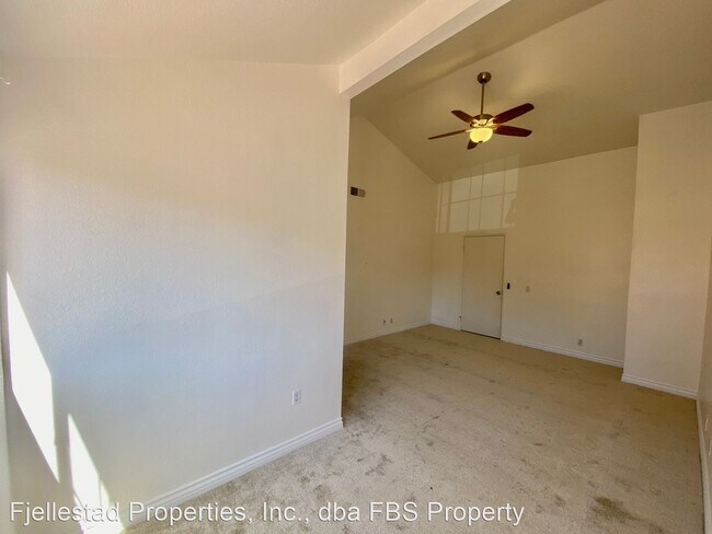Foto del edificio - 2 br, 2.5 bath House - 9209 Camino Del Verde