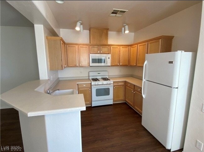 Foto del edificio - 6630 Flaminian Ln