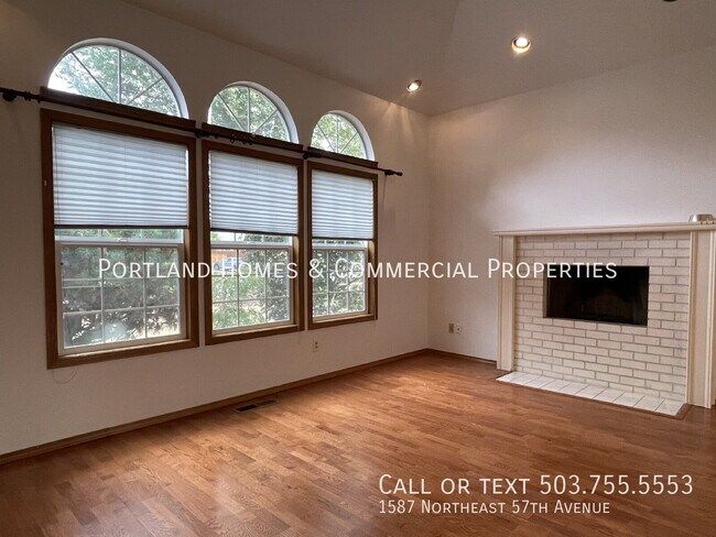 Foto del edificio - 1587 NE 57th Ave