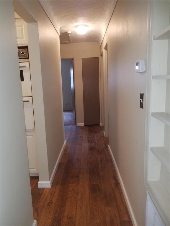 Building Photo - 5853 Pine St