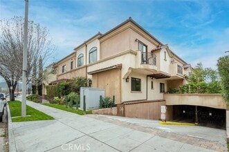 Building Photo - 201 N Reese Pl