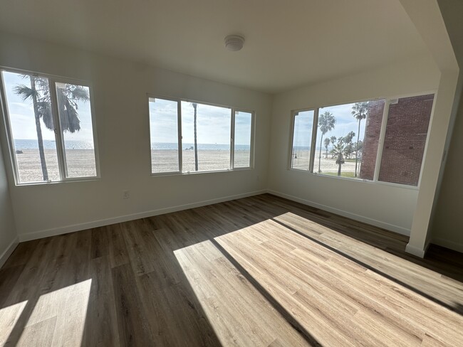 Unidad #6 - 511 Ocean Front Walk