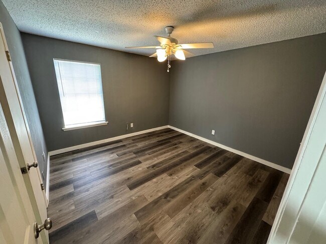 Foto del edificio - 713 Alta St