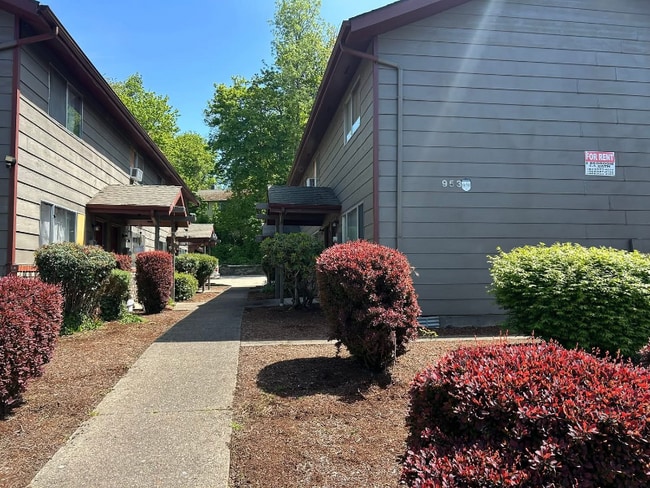 Building Photo - 953 23rd Ave