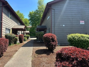 Building Photo - 953 23rd Ave