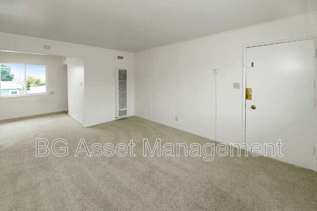 Foto del edificio - 1403 Carlson Blvd
