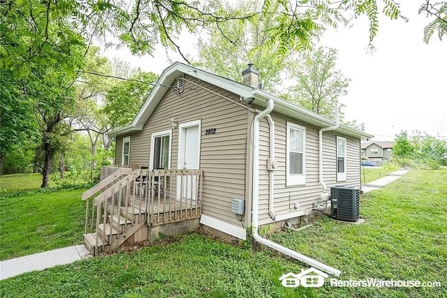 Foto del edificio - 2802 SE 8th St